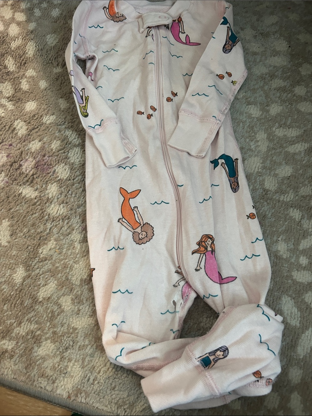 Hannah Anderson mermaids onesie